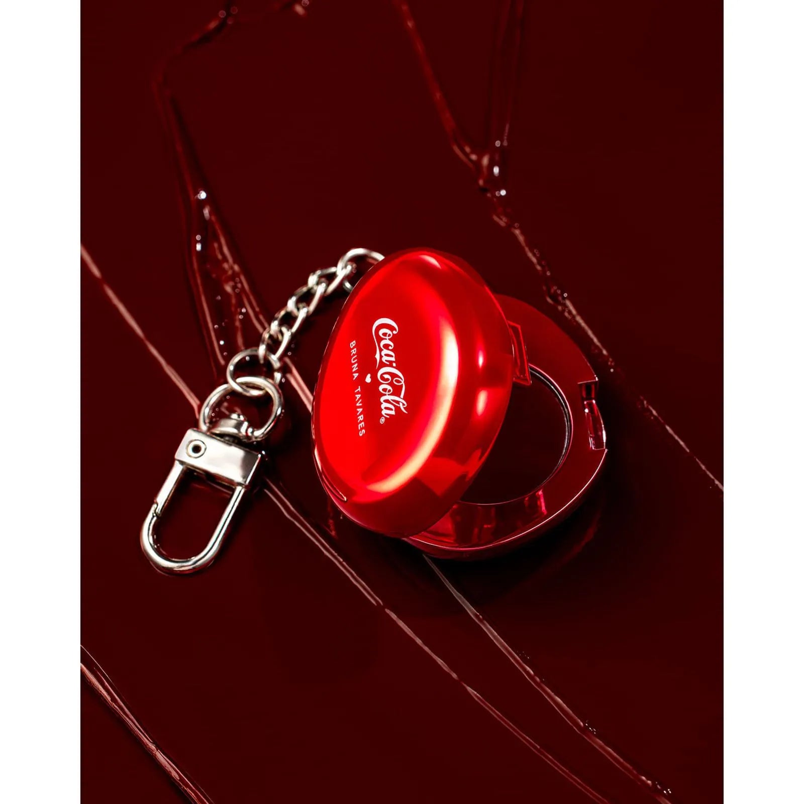 BT x Coca-Cola Balm Labial Pop Charm