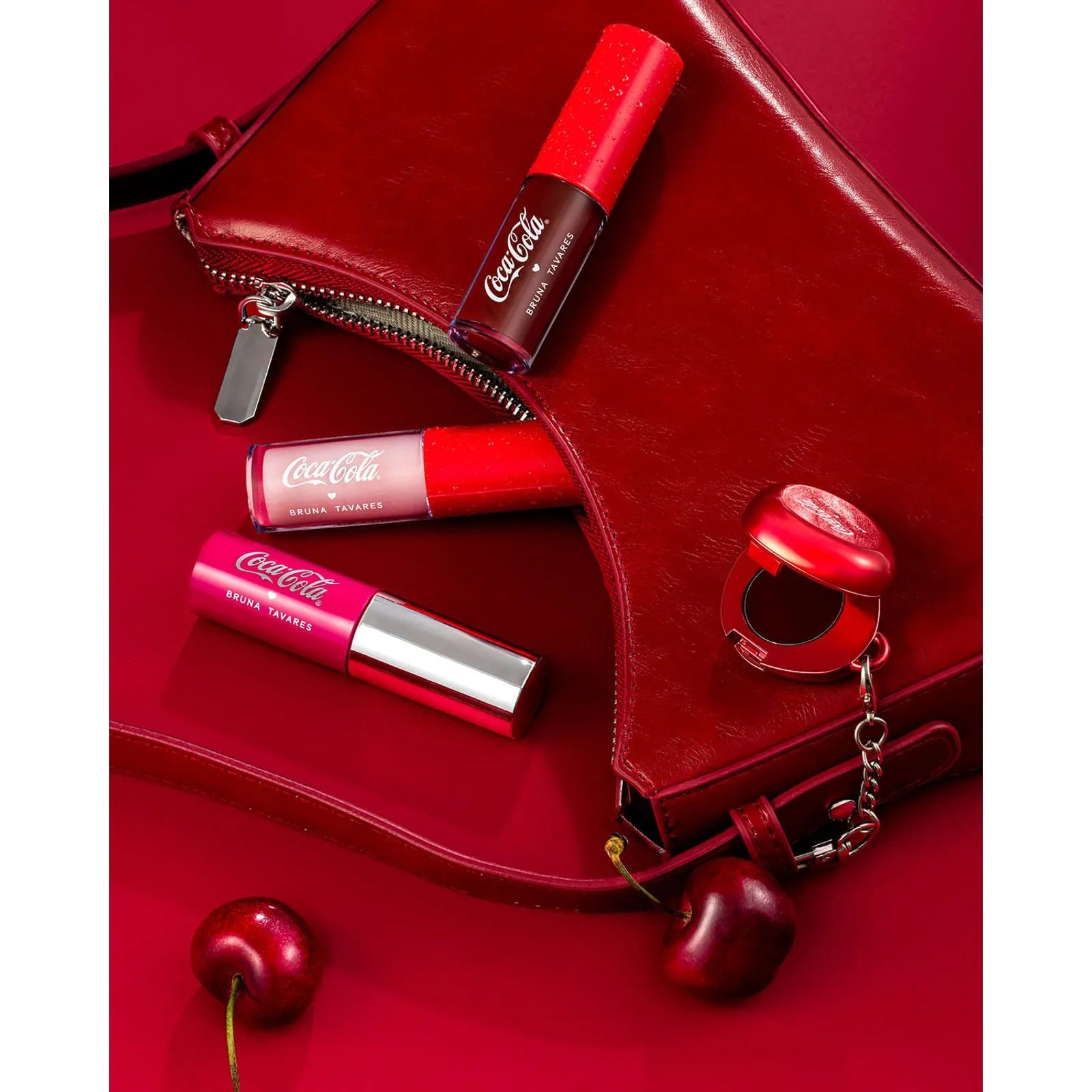 BT x Coca-Cola Balm Labial Pop Charm